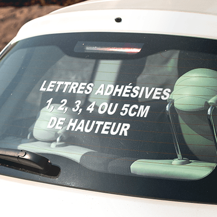 Lettres adhésives